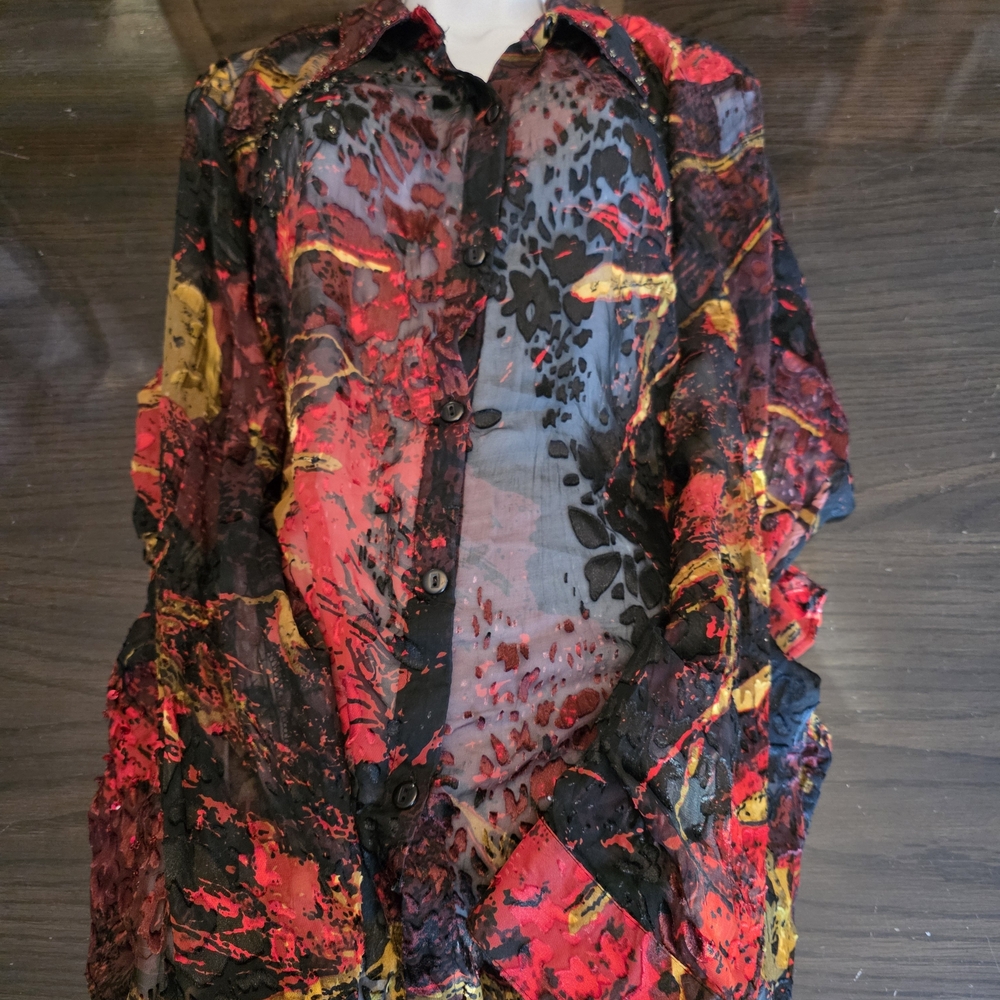 ICICLE shirt made of rayon and silk featuring an abstract red black